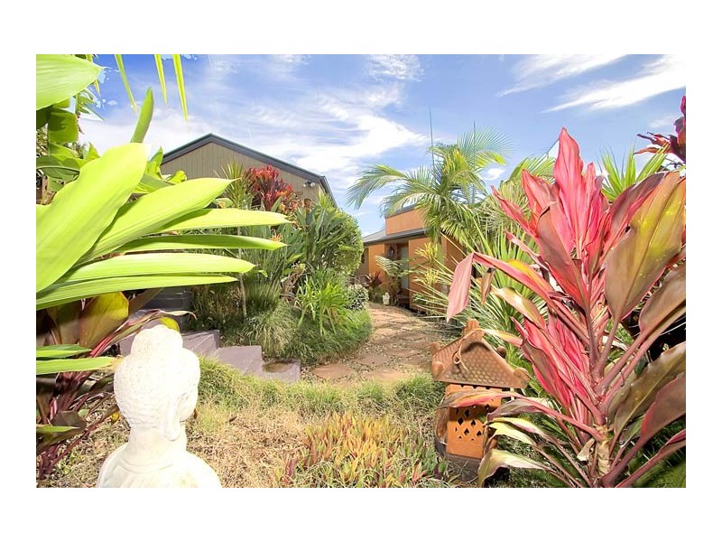 6 SASSAFRAS STREET, Pottsville NSW 2489
