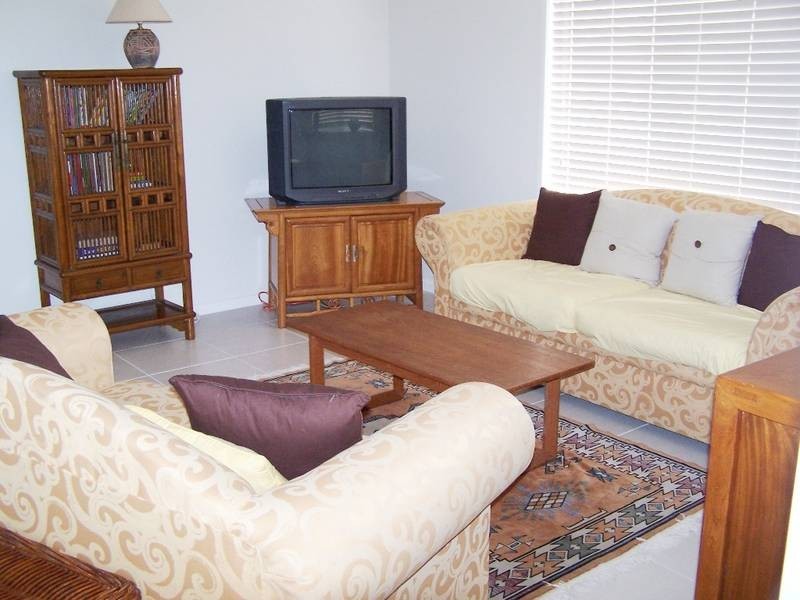 2/4 Ponsford Place, Pottsville NSW 2489