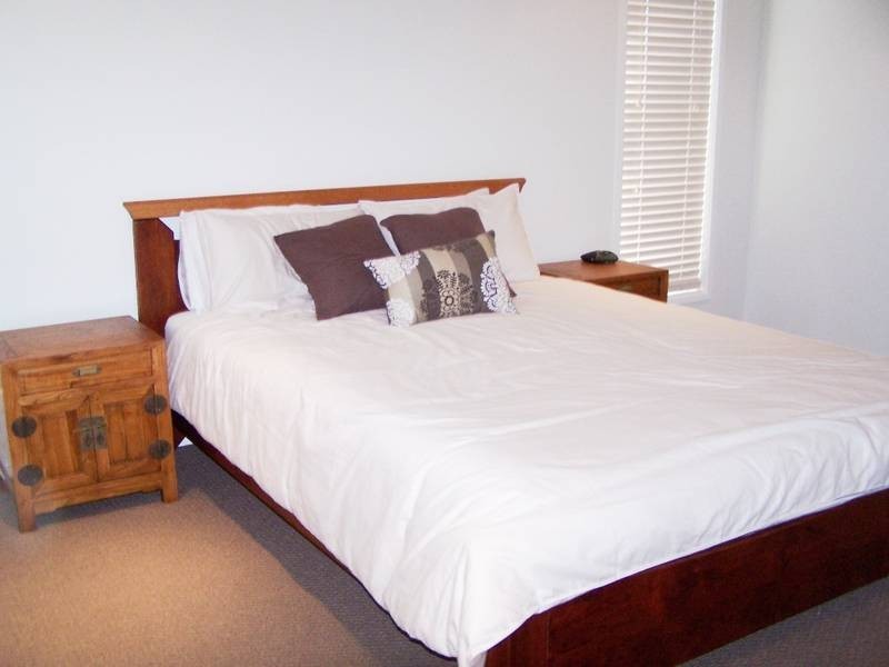 2/4 Ponsford Place, Pottsville NSW 2489