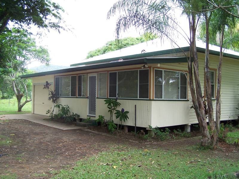 905 Cudgera Creek Rd, Pottsville NSW 2489