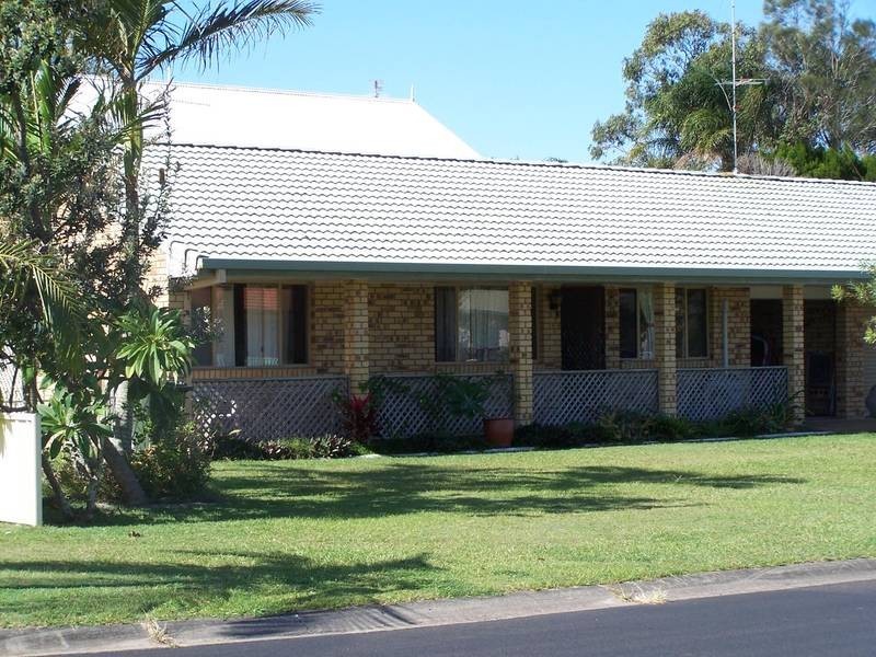 1/7 Beatrice Ct, Pottsville NSW 2489