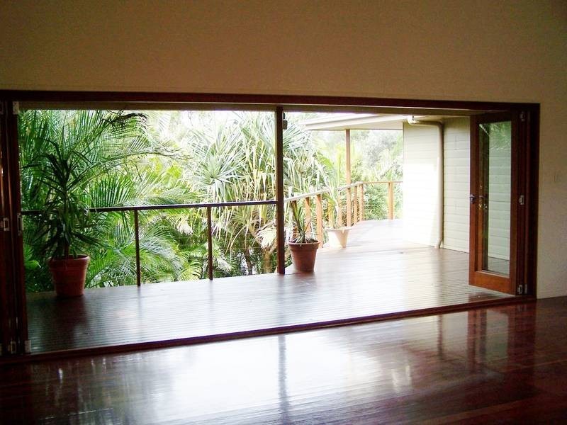 8 Surfside Crescent, Pottsville NSW 2489