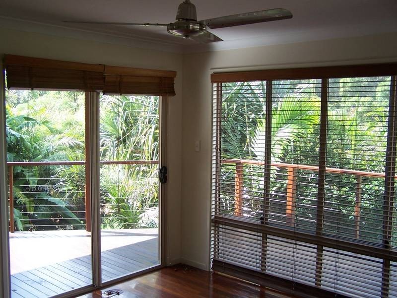 8 Surfside Crescent, Pottsville NSW 2489