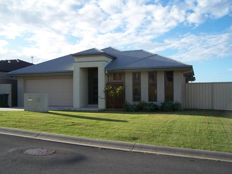15 MYLSTROM CIRCUIT, Pottsville Beach NSW 2489