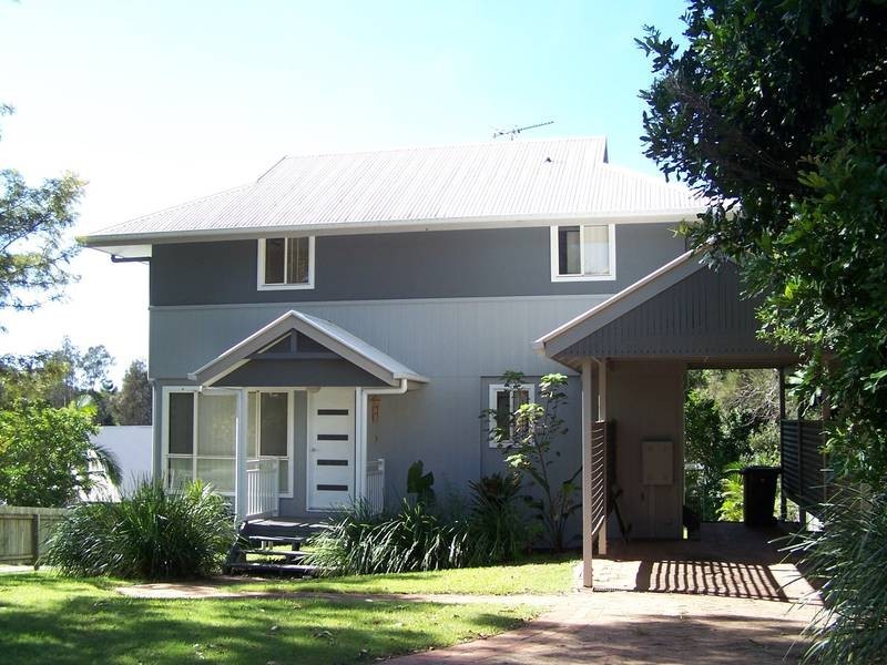 9 Flintwood Street, Pottsville NSW 2489