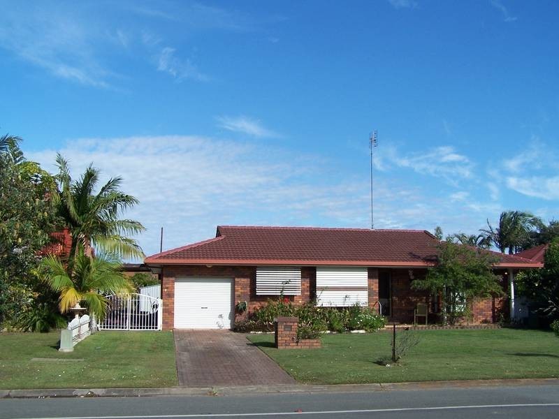 50 Overall Dr, Pottsville NSW 2489
