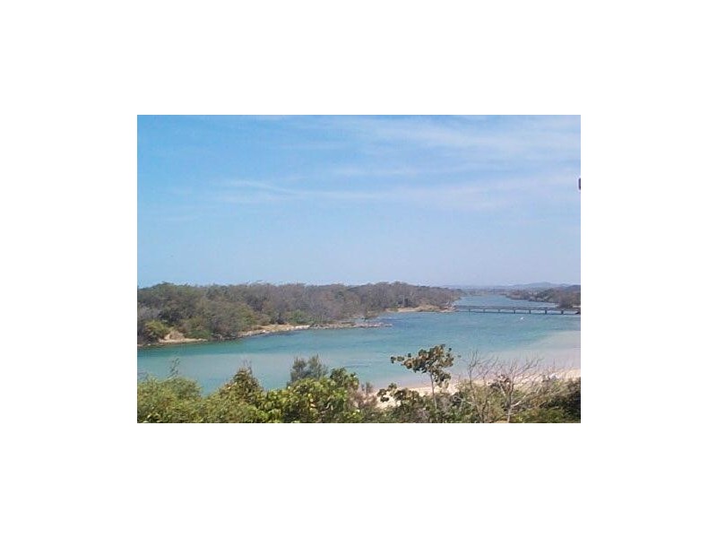 50 Overall Dr, Pottsville NSW 2489