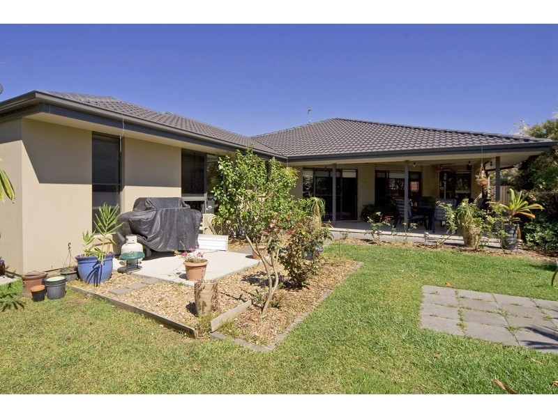 10 Urunga Drive, Pottsville NSW 2489