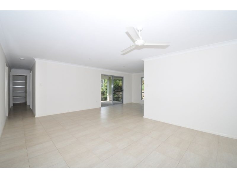 2/35 Newcastle Drive, Pottsville NSW 2489