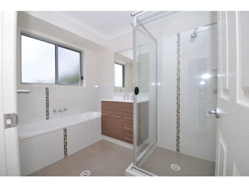 2/35 Newcastle Drive, Pottsville NSW 2489