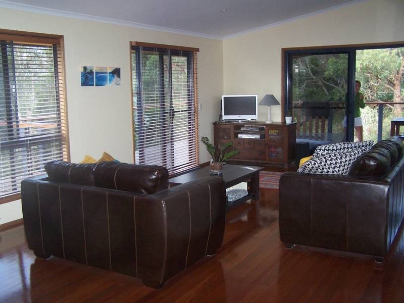 2 Elfran Avenue, Pottsville Beach NSW 2489