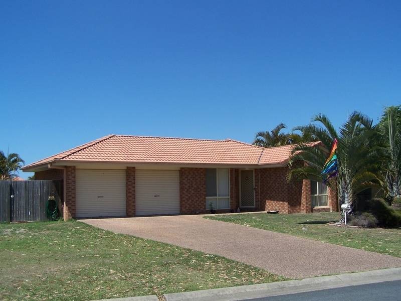11 McKENZIE, Pottsville NSW 2489