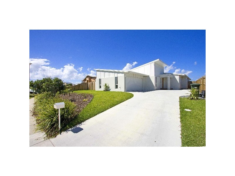 C33 Casuarina Way, Casuarina NSW 2487