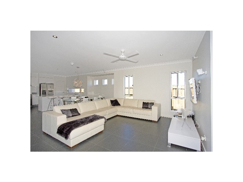 C33 Casuarina Way, Casuarina NSW 2487