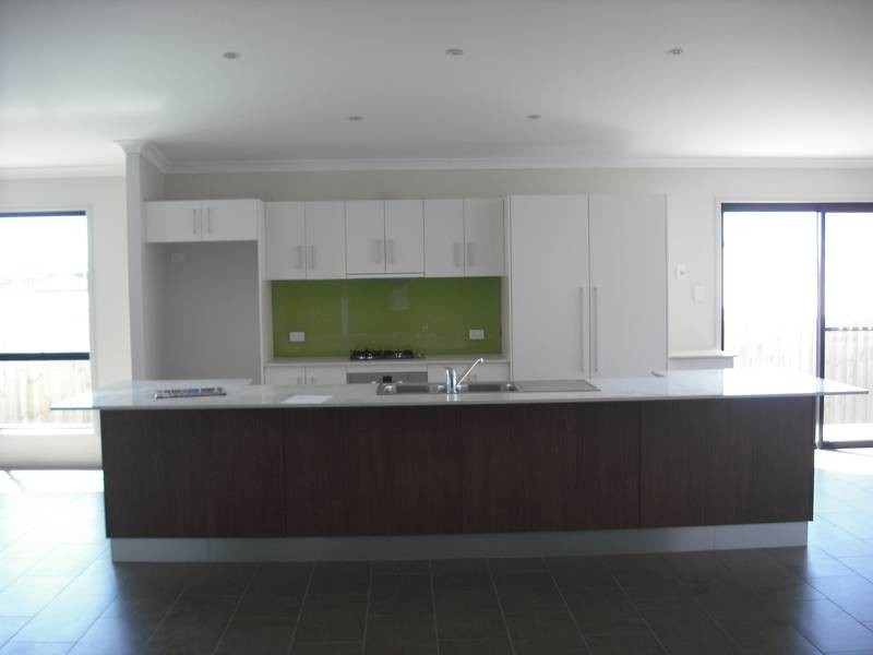 3 Woodfull Crescent, Pottsville NSW 2489