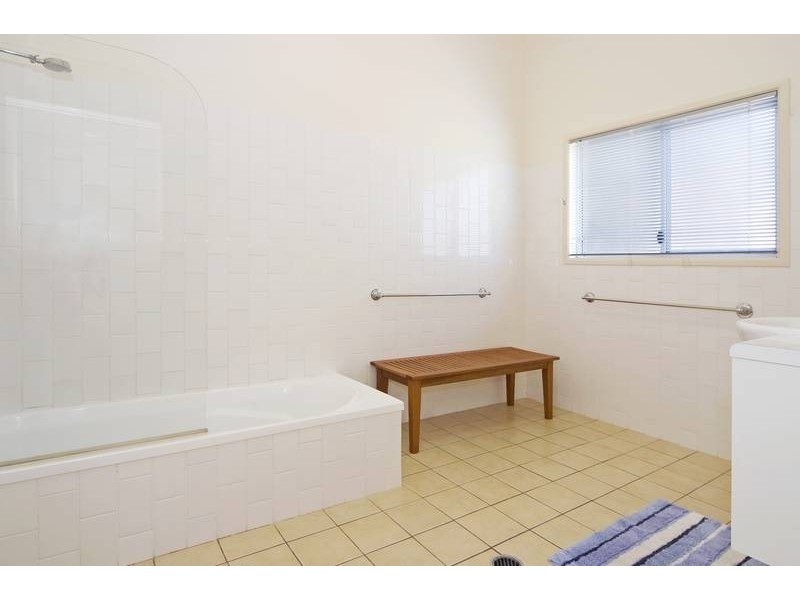 11 Elfran Avenue, Pottsville NSW 2489