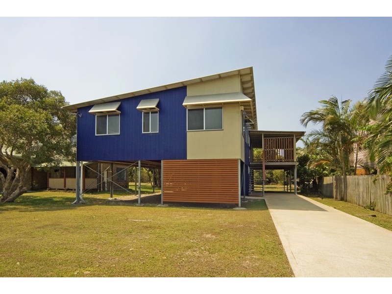 11 Elfran Avenue, Pottsville NSW 2489
