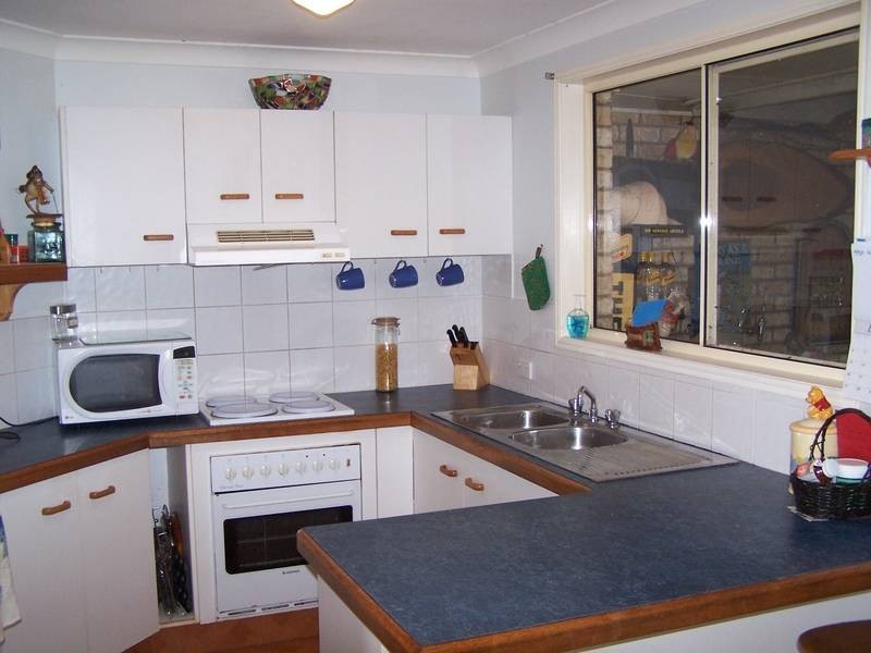 37 Mckenzie Avenue, Pottsville NSW 2489