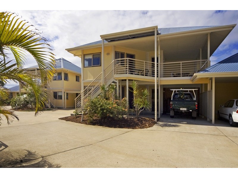 9/2 Creek Street, Hastings Point NSW 2489