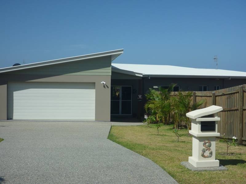 8 PONSFORD PLACE, Pottsville NSW 2489