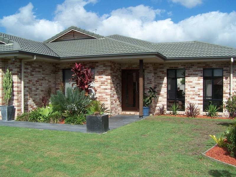 25 Suffolk Pde, Pottsville NSW 2489