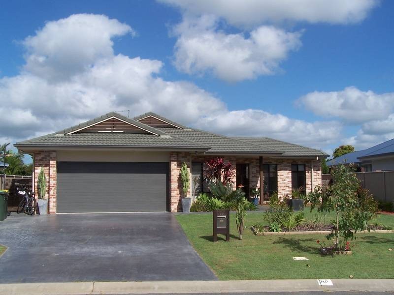 25 Suffolk Pde, Pottsville NSW 2489