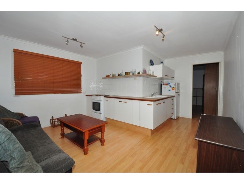 2/4 Banksia Avenue, Pottsville Beach NSW 2489