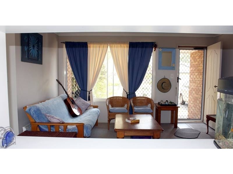 2/42 Victoria Avenue, Pottsville NSW 2489