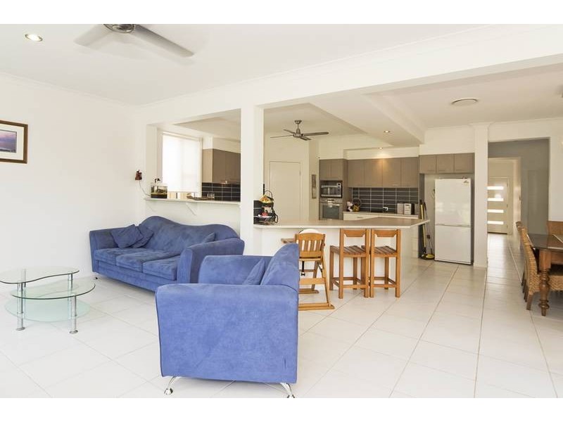 27 Overall Drive, Pottsville NSW 2489