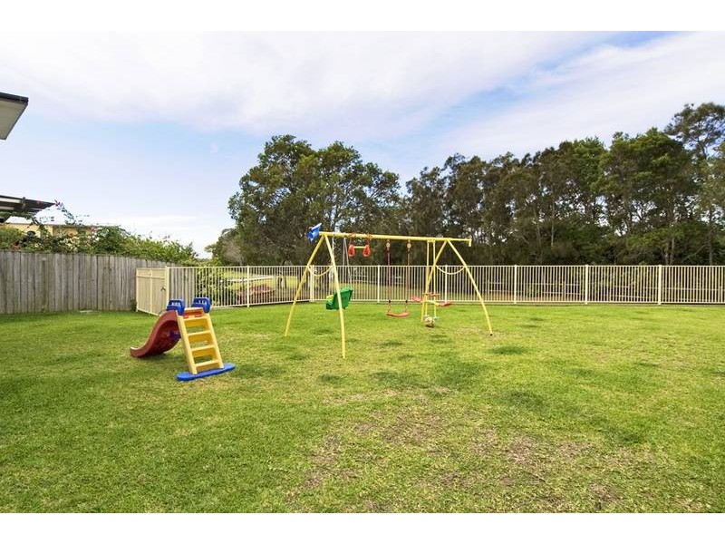 27 Overall Drive, Pottsville NSW 2489