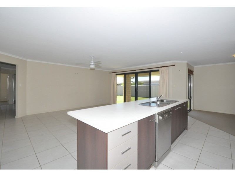 40 Mylestom Circuit, Pottsville NSW 2489