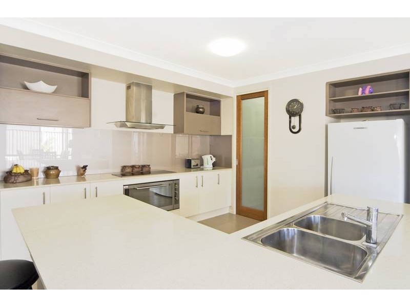 76 Newcastle Drive, Pottsville NSW 2489