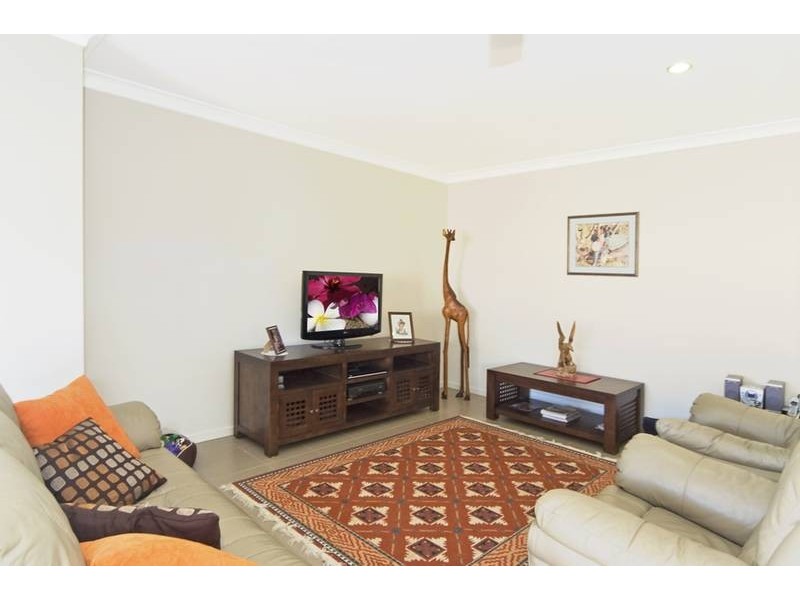 76 Newcastle Drive, Pottsville NSW 2489