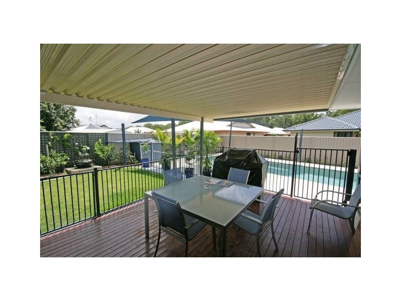 27 Suffolk, Pottsville NSW 2489