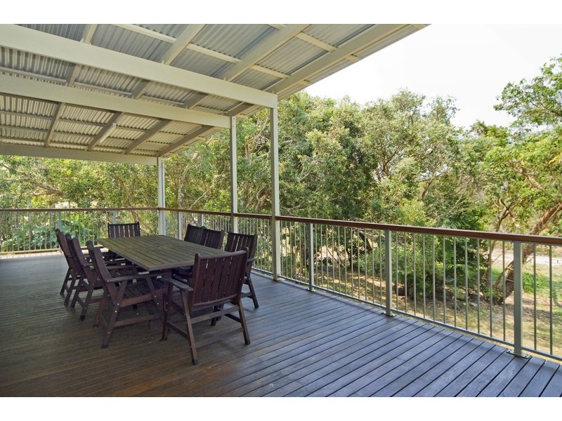 11 Elfran Avenue, Pottsville NSW 2489