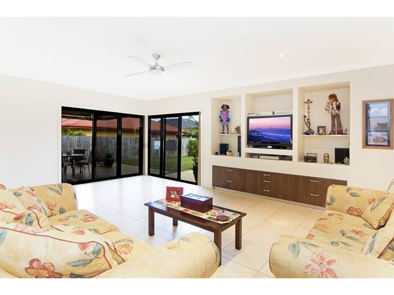 2 Benaud Place, Pottsville NSW 2489