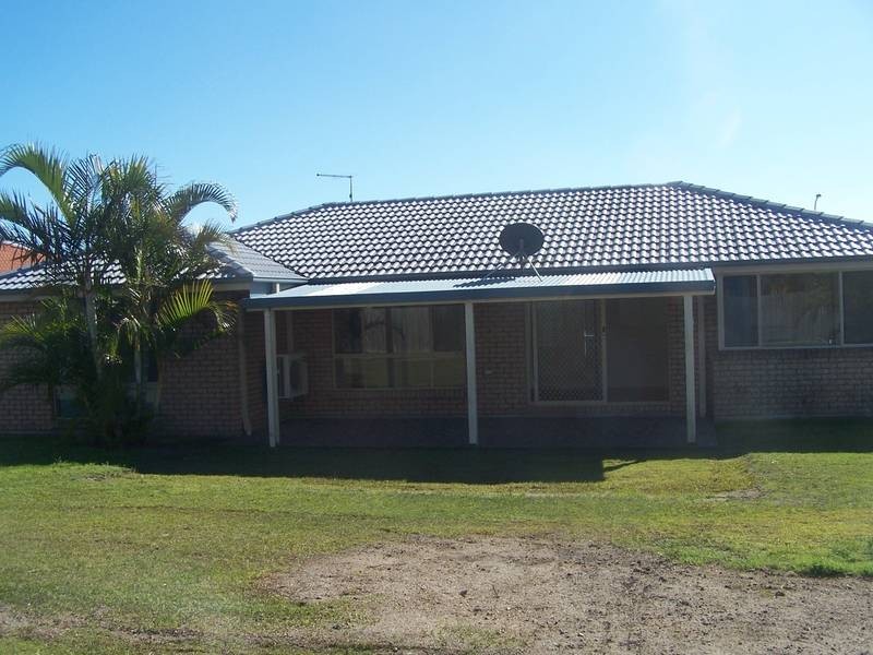 1 Border Crescent, Pottsville NSW 2489