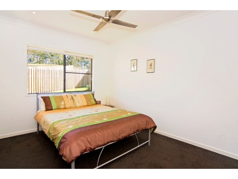 18 Woodfull Crescent, Pottsville NSW 2489