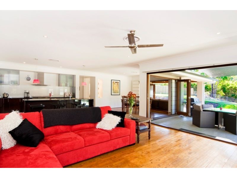 18 Woodfull Crescent, Pottsville NSW 2489