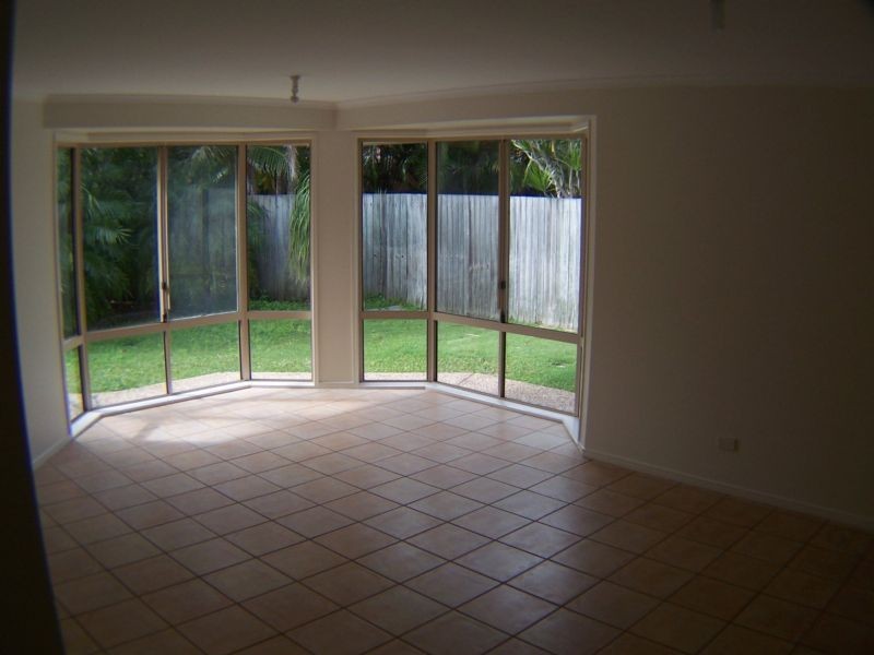 6 Kippax Place, Pottsville NSW 2489