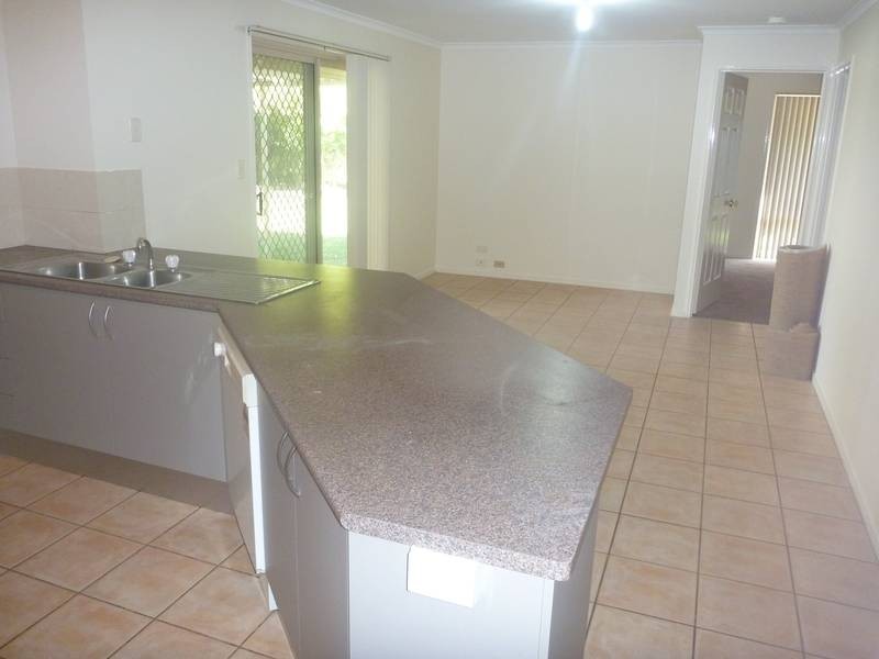 6 Kippax Place, Pottsville NSW 2489