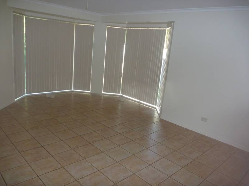 6 Kippax Place, Pottsville NSW 2489