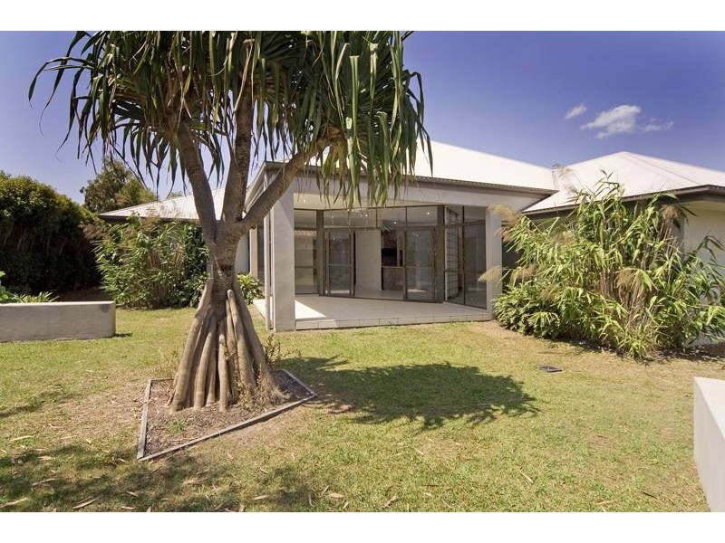 6 Taree St, Pottsville NSW 2489