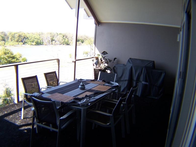 9/2-4 Overall Drive, “Pavillions”, Pottsville Beach NSW 2489