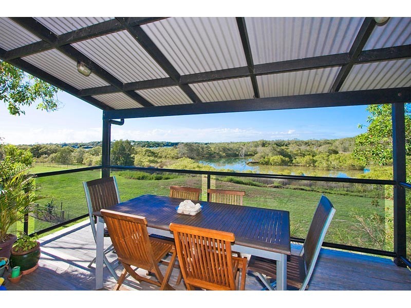 20 Creek Street, Hastings Point NSW 2489