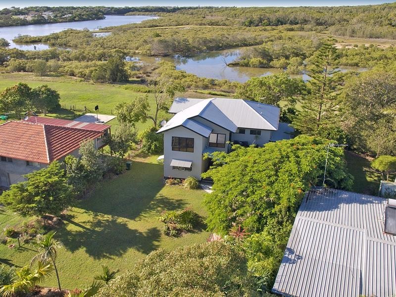 20 Creek Street, Hastings Point NSW 2489