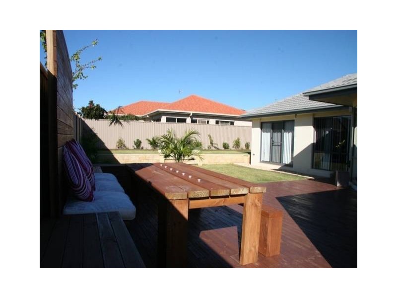 35 Ballina Street, Pottsville NSW 2489