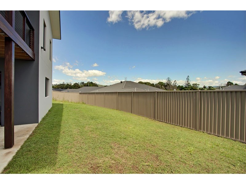 121 Newcastle Dr, Pottsville NSW 2489