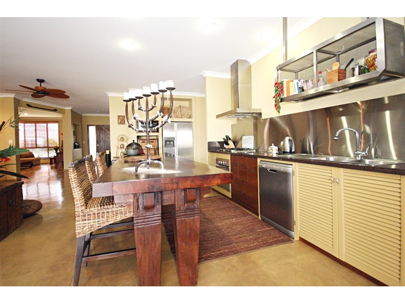 32 Ballina Street, Pottsville NSW 2489