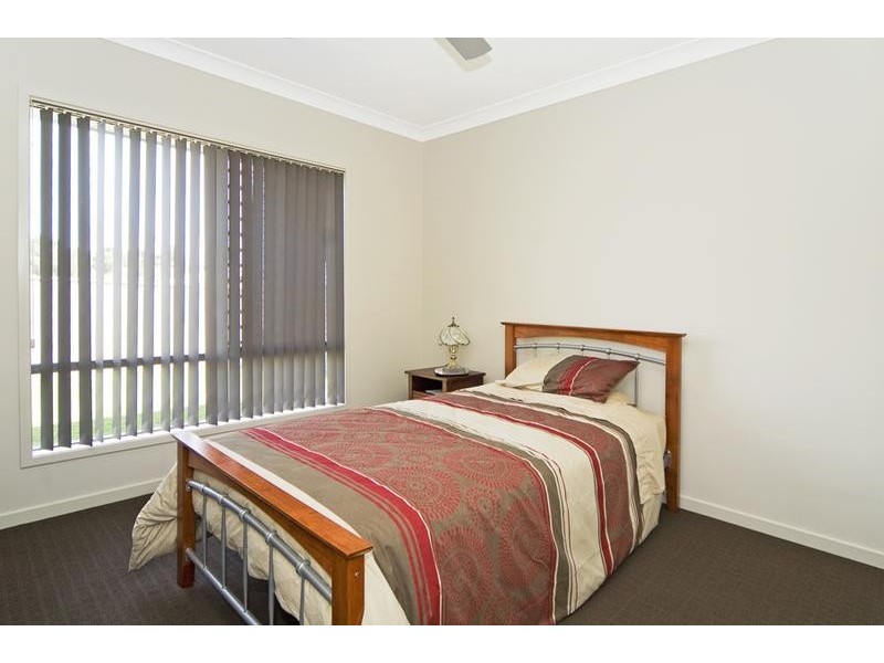76 Newcastle Drive, Pottsville NSW 2489